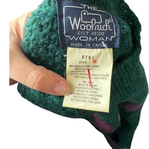 Vintage Woolrich Embroidered Wool Blend Sweater | Size Medium - Picture 4 of 4